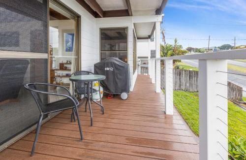 Lakes Entrance House | Coastal Crest