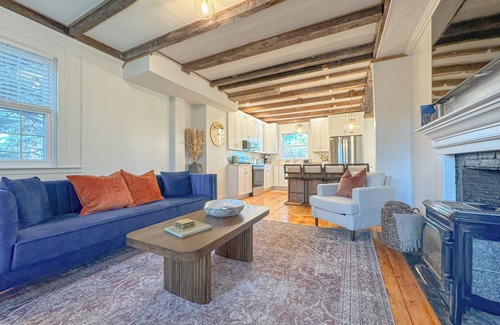 Scarborough House | Coastal Gathering House - Spacious 4-bedroom house close to Portland