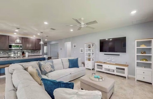Port Saint Lucie Villa | Coastal Haven Retreat