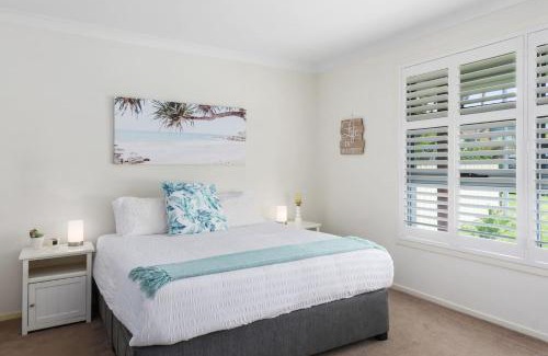 Barrack Heights House | Coastal Palms Escape - Your Ideal Family Getaway