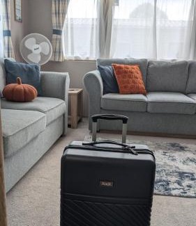 Paignton Resort | Coastal Retreat - Activity Passes Included