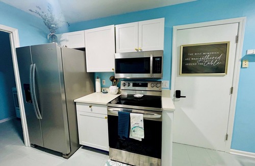 Charlotte House | Coastal Retreat Near Pineville/CLT 3BD 2BTH