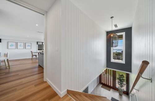 Mollymook Beach House | Coastwatch on Bannister Headland
