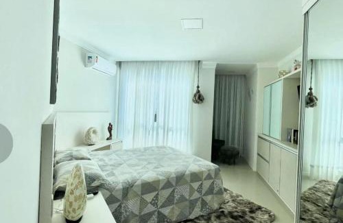 Zimbros House | Cobertura c 3 Suítes Luxo