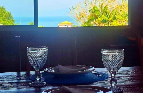 Praia da Enseada Apartment | Cobertura na Enseada a 80 m da areia