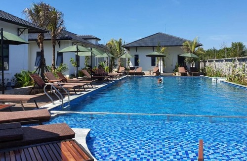 Ong Lang Hotel | CoCo Village Resort