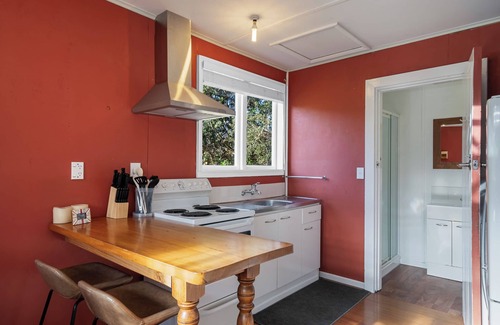 Waitarere Beach House | CocoLoco - Waitarere Beach Holiday Home
