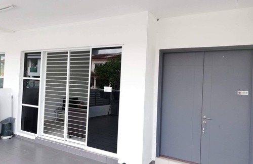 Tanjung Karang House | Coconut Homestay Tanjong Karang. 10 minite to Sekinchan and Kuala Selangor .