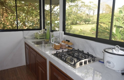 Pavones Cabin | Coconut Lodge Maluhia