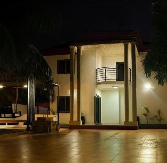 Kwabenyan House | Cocovine Residence