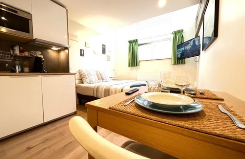 Quartier Centre Ville Apartment | Coeur Massy M9 Rer BC 600m - Orly20 min