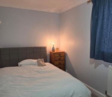 Colchester House | Colchester chill x1