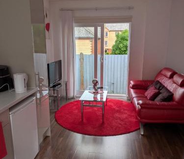 Colchester House | Colchester Town, modern, detached, guest house