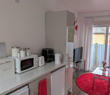 Colchester House | Colchester Town, modern, detached, guest house