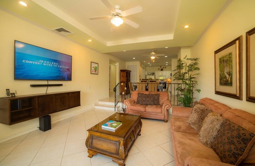 Herradura Villa | Colina 5D - 3 bdr 2 Bath Family