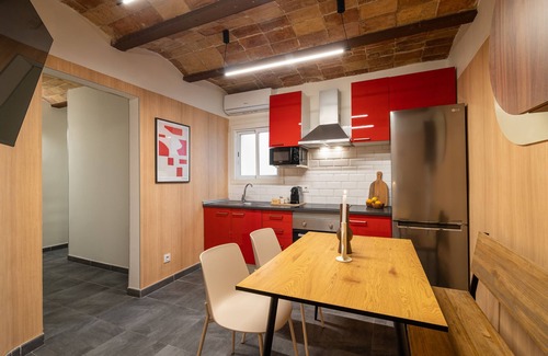 L'Hospitalet de Llobregat Apartment | Collblanc Apartment By Olala Homes