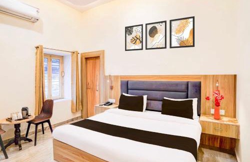 Dehradun Hotel | Collection O Tyagi Road near Railway Station