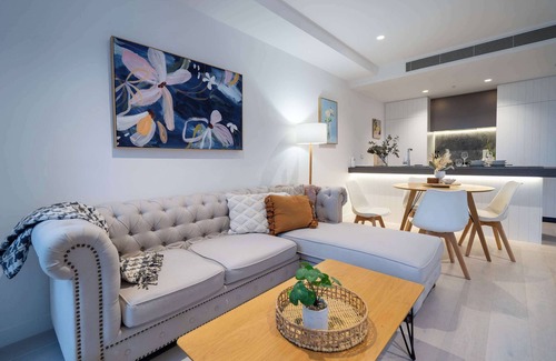Collingwood Apartment | Collingwood Gem: Victoria & Vine Boutique 1b Apt w/Free Parking