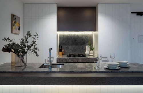 Collingwood Apartment | Collingwood Gem: Victoria & Vine Boutique 1b Apt w/Free Parking