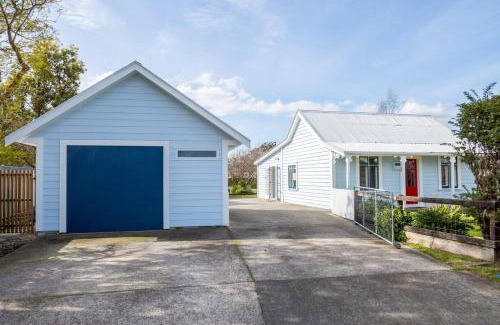 Martinborough House | Cologne Cottage
