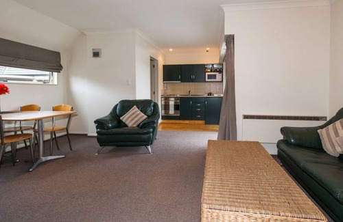 Christchurch City Centre Hotel | Colombo in the City