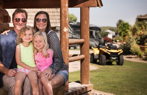 Ehrenberg Cabin | Colorado River Rustic Cabin Rental Sleeps 4
