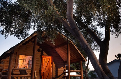 Ehrenberg Cabin | Colorado River Rustic Cabin Rental Sleeps 6