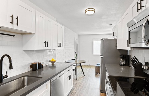 South Scottsdale Cottage | Colt-in Old Town-walk To Entertainment District