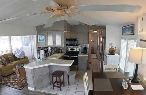 Nettles Island House | Come enjoy the island lifestyle in this awesome 2 bedroom 1 bath beach house!