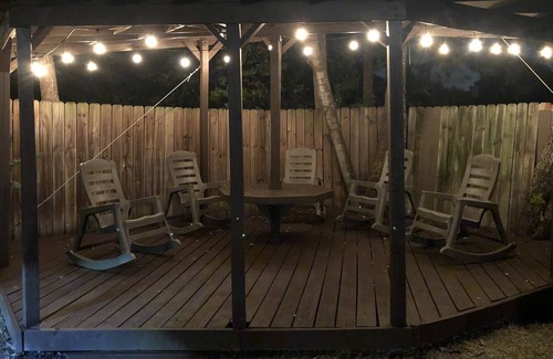 Haltom City House | Come stay at El Canton!