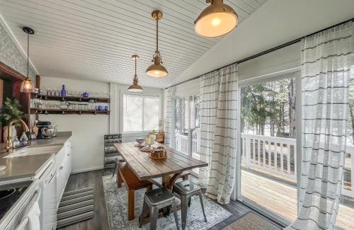 Blakeslee House | Comes with canoe and kayak use Lake house with hot tub and fire pit