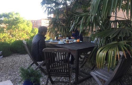 Albi Bed & Breakfast | Comfort and fab views