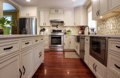 Dunlap House | Comfort and Luxury Tropical Villa with EV Charger.