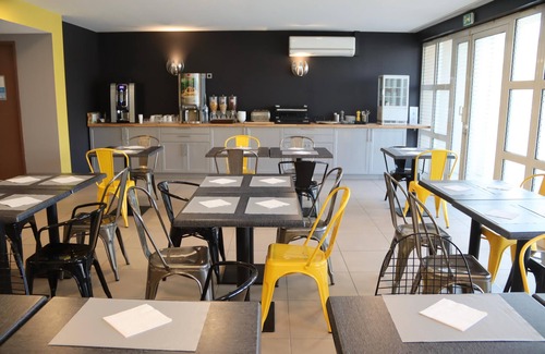 Six-Fours-les-Plages Apartment | Comfort Aparthotel Six-Fours