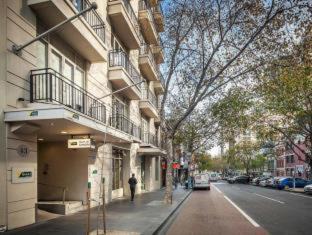 Chinatown Hotel | Comfort Apartments Melbourne Central