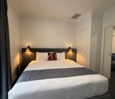 Chinatown Hotel | Comfort Apartments Melbourne Central