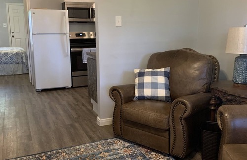 Magnolia House | Comfort & Charm - Long Term Stays Considered.