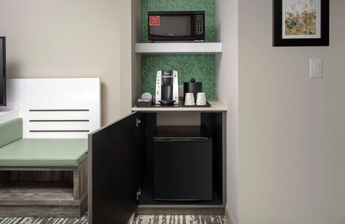 Brickell Hotel | Comfort & Convenience 2 Pet-Friendly Units!