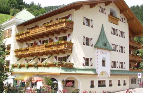 Dienten am Hochkoenig House | Comfort double room27, 4-6 nights - Wellnesshotel Mitterwirt