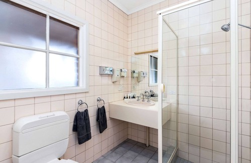 Macleod Hotel | Comfort Inn Greensborough