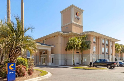 North Charleston Hotel | Comfort Inn & Suites Charleston Airport Convention Center