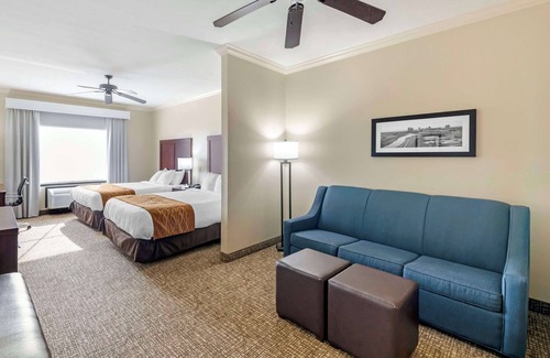 Fossil Creek Hotel | Comfort Inn & Suites Fort Worth - Fossil Creek
