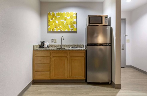 Shelbyville Hotel | Comfort Inn & Suites