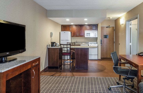 West Springfield Hotel | Comfort Inn & Suites West Springfield