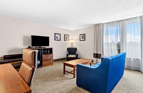 Wilmington Hotel | Comfort Inn University