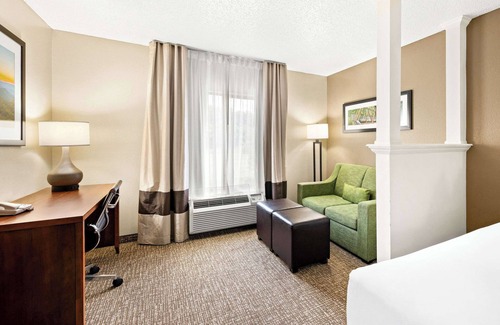 Abingdon Hotel | Comfort Suites Abingdon I-81