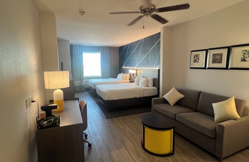 San Angelo Hotel | Comfort Suites San Angelo near University