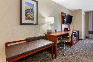 Oshkosh Hotel | Comfort Suites