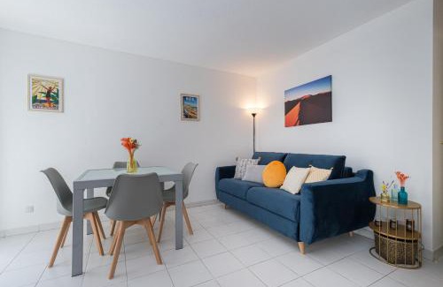 Gambetta Apartment | Comfortable 1 Bdr Downtown - AC & Parking