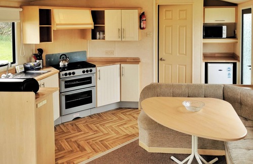 Ludchurch House | Comfortable and spacious 12ft-wide caravan with one double and two twin.